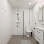 Fredika, Modern 1br,tripla Pasila Prime Location, Gym, Parking, Train Station Near Helsinki