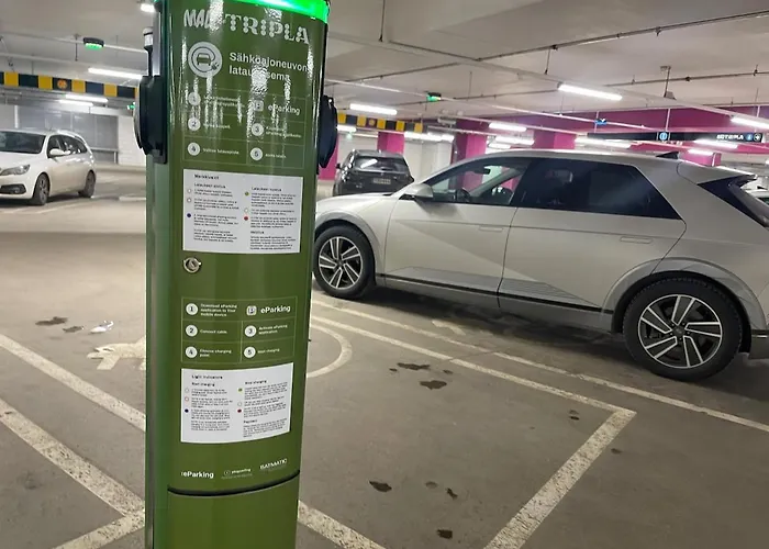 Fredika, Modern 1br,tripla Pasila Prime Location, Gym, Parking, Train Station Near *